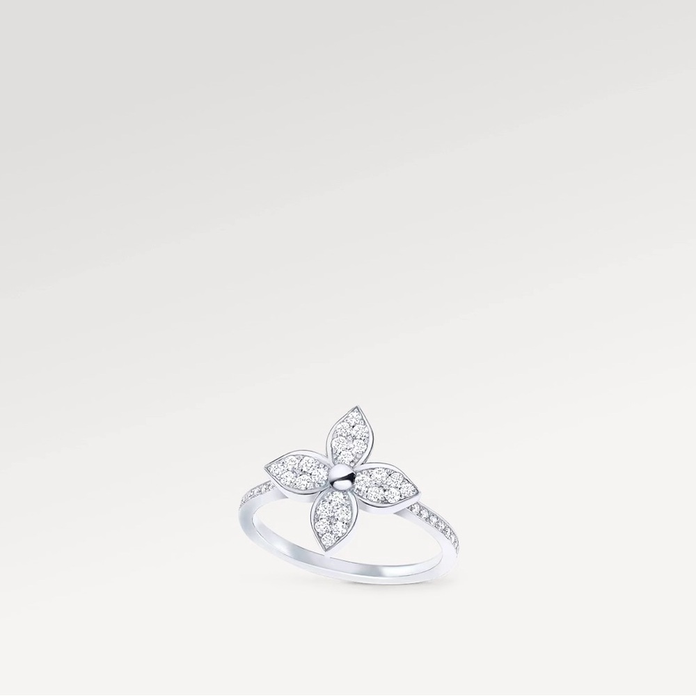 Louis Vuitton Star Blossom Ring in 18K White Gold and Diamonds